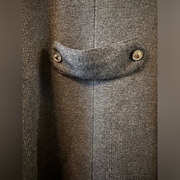 White House Black Market Grey Sweater Cape - Size SP - Picture 6 of 9